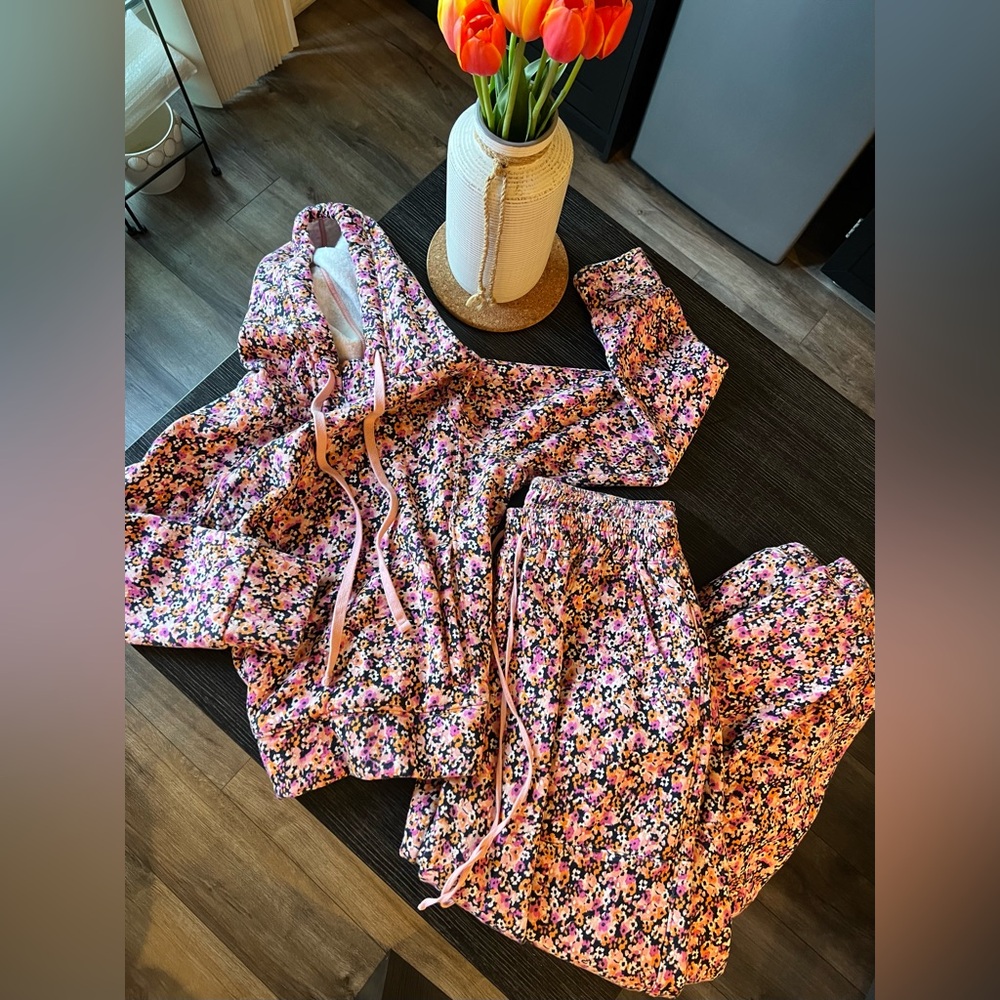 Anthropologie Daily Practice Floral Hoodie Sweatpants Matching Set - Picture 4 of 9